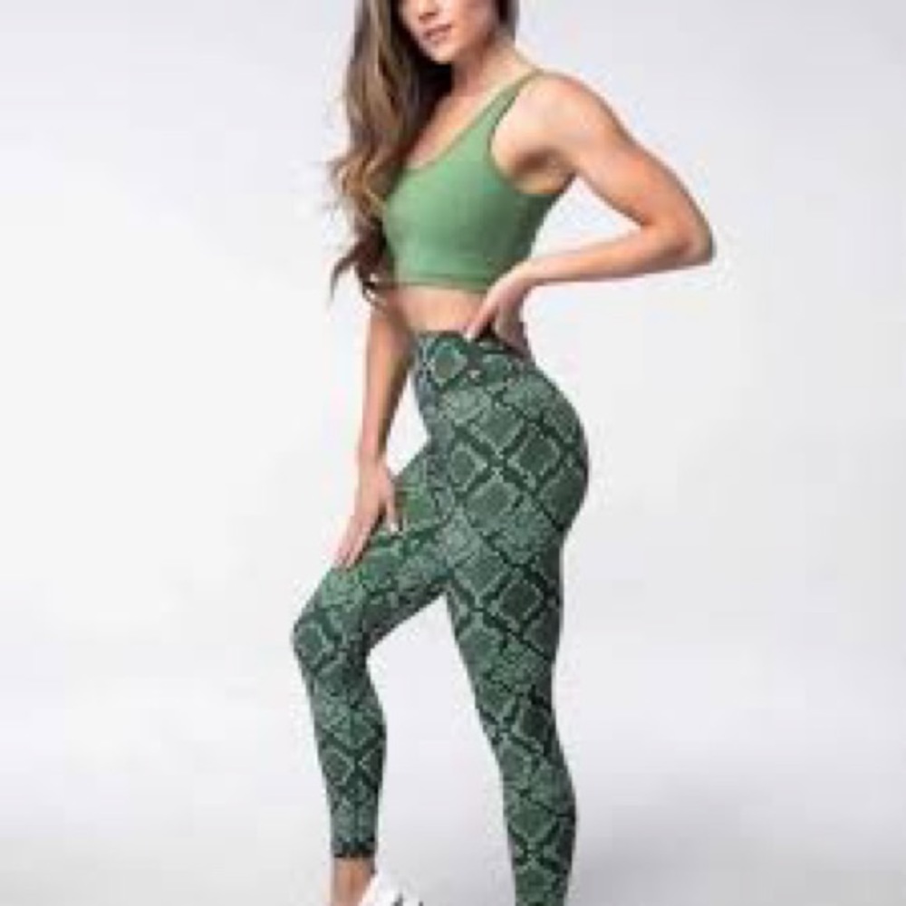 Balance Athletica Original Kingdom Collection Viper Leggings Ascend - Picture 6 of 6